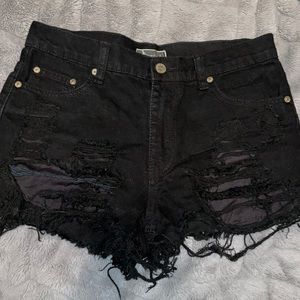 Black jean shorts. Size 5